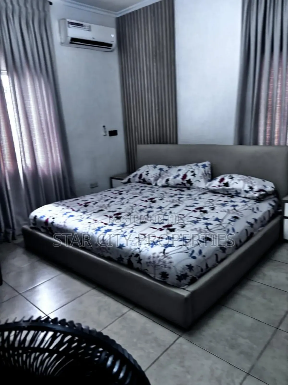 3bdrm Apartment in Magodo Phase 2 for sale