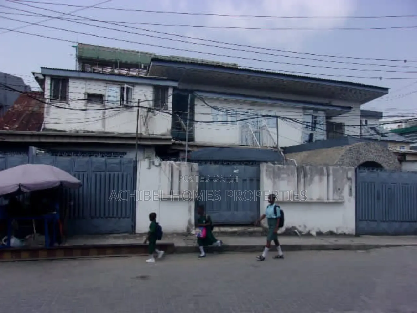 5 Bedroom Duplex With Block of Flats in Ikoyi