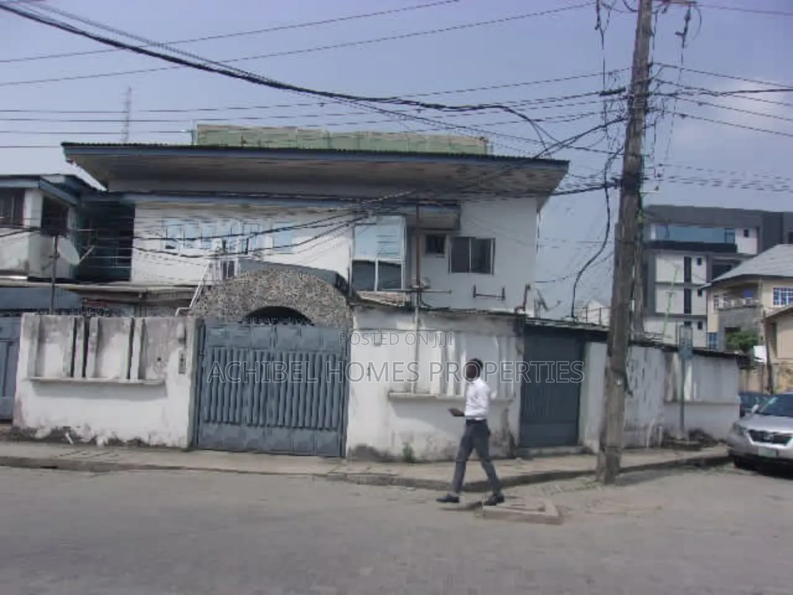 5 Bedroom Duplex With Block of Flats in Ikoyi
