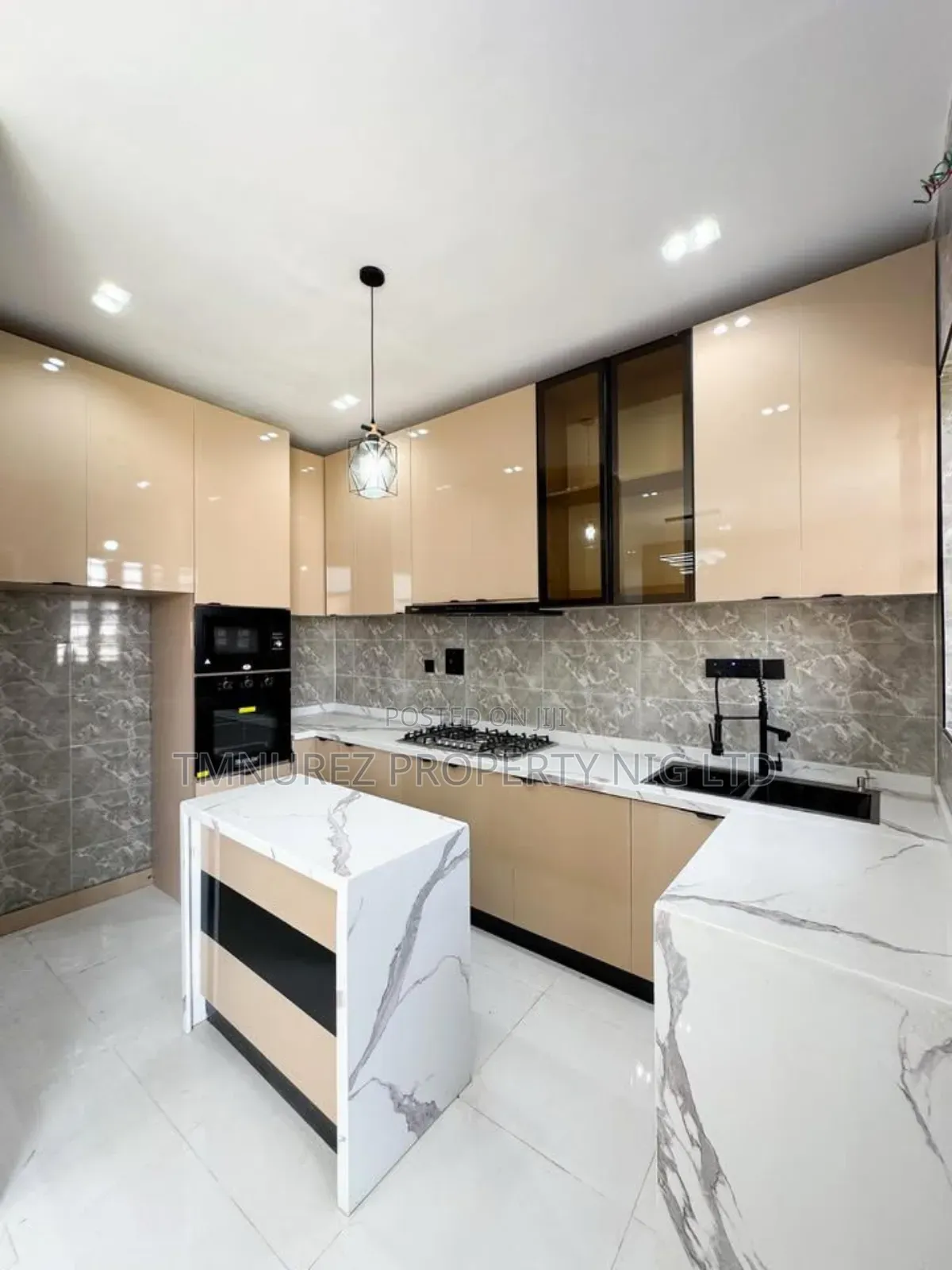 2bdrm Apartment in Ologol, Ologolo for sale