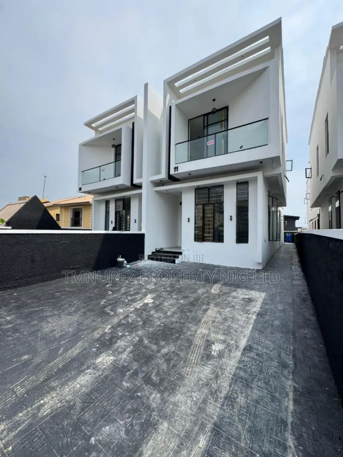 4bdrm Duplex in Idado, Ikate for rent