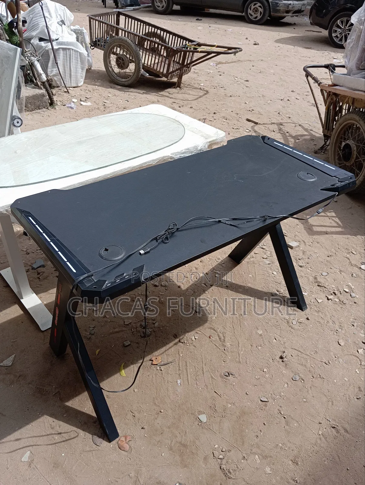 Professional Carbon Fiber Gaming Desk With RGB Led Lights