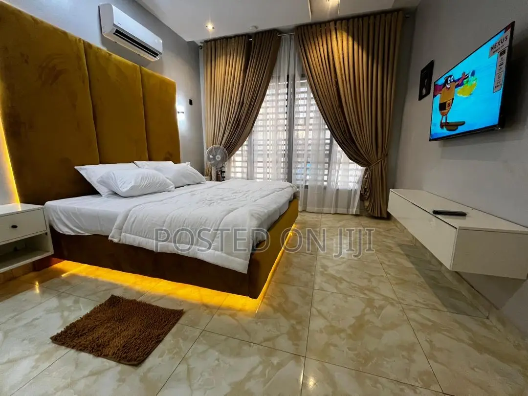 3 Bed Luxury Apartment With Ps5 | Wuye Abuja