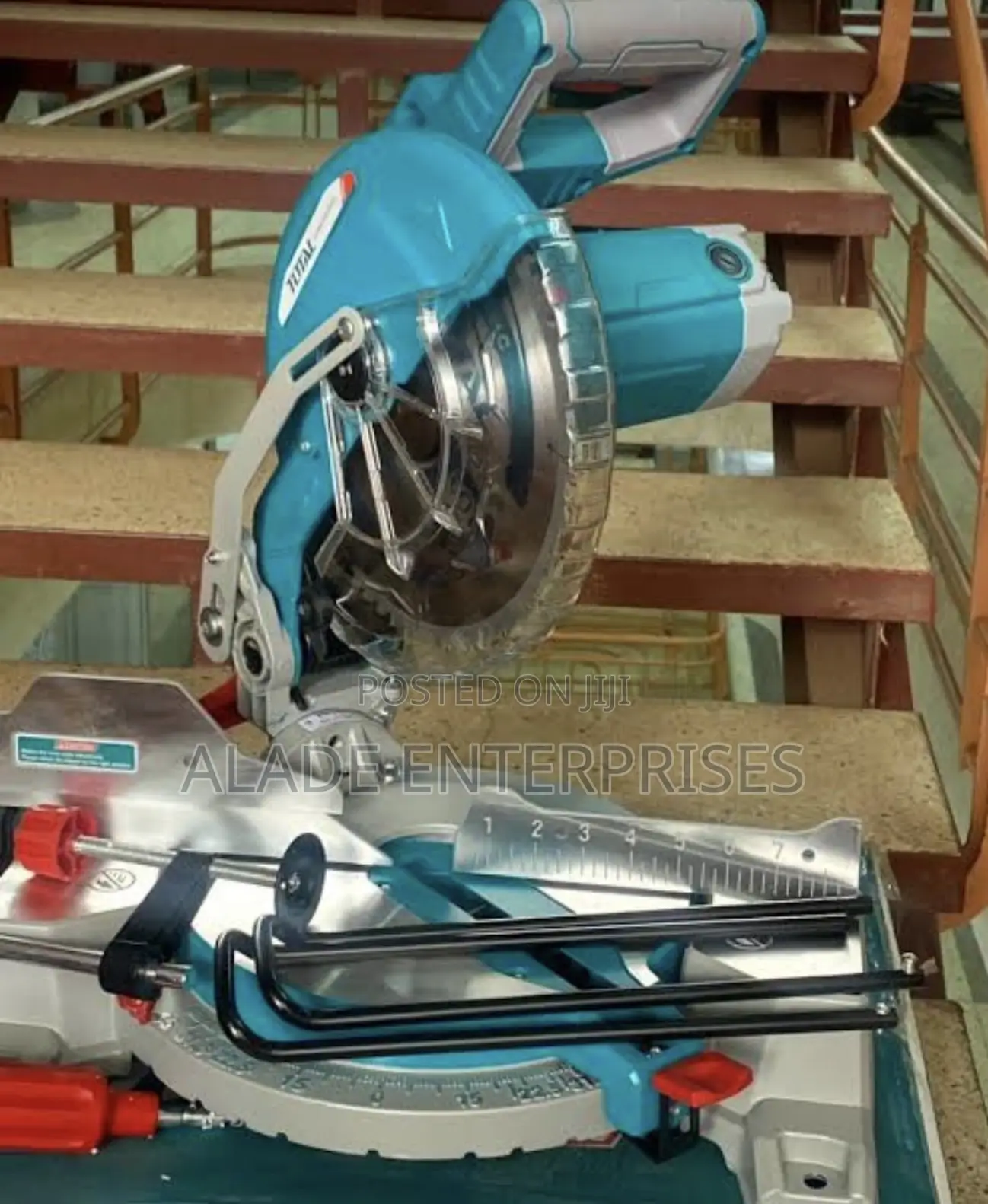 Total Miter Saw Cutting Machine 1800w