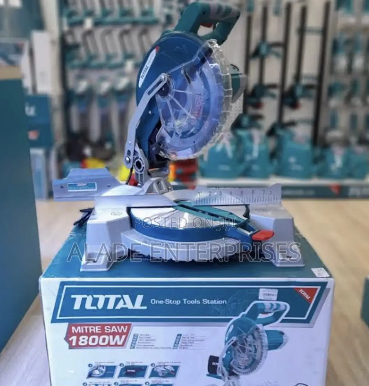 Total Miter Saw Cutting Machine 1800w