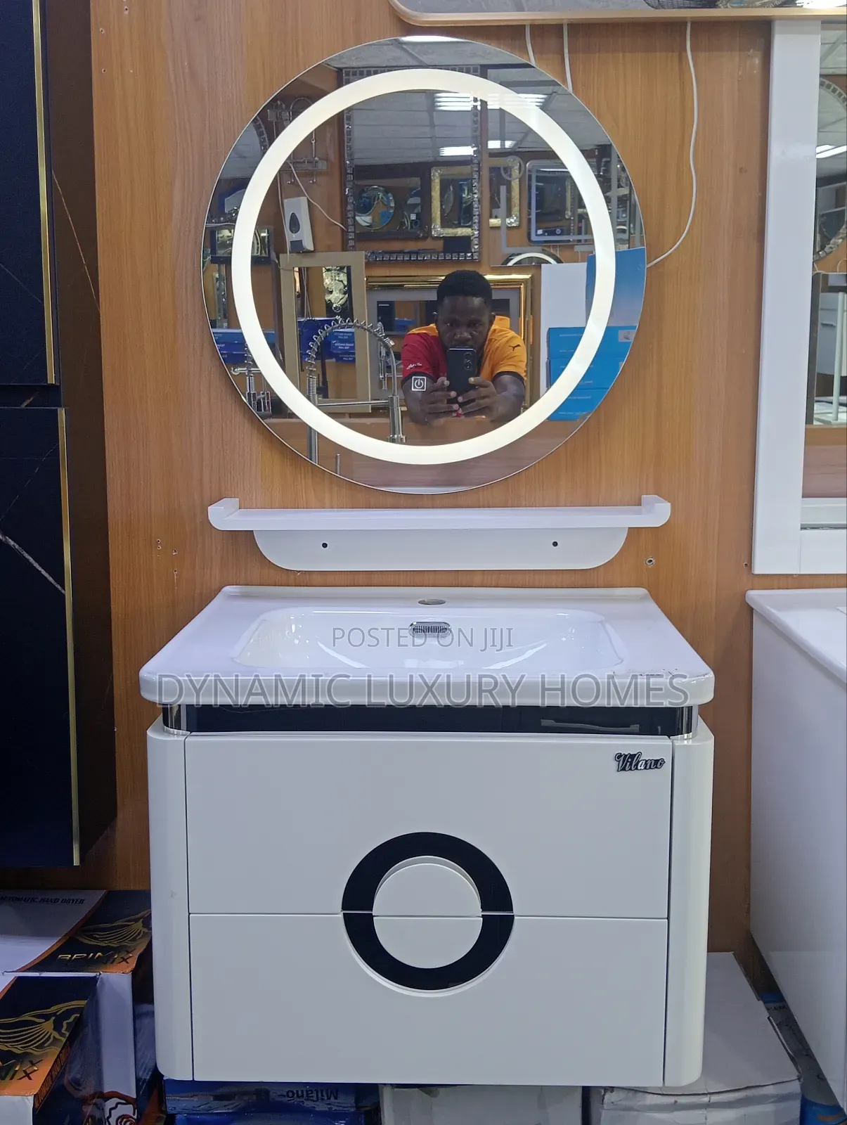 PVC White Cabinet With Shelve and Led Mirror