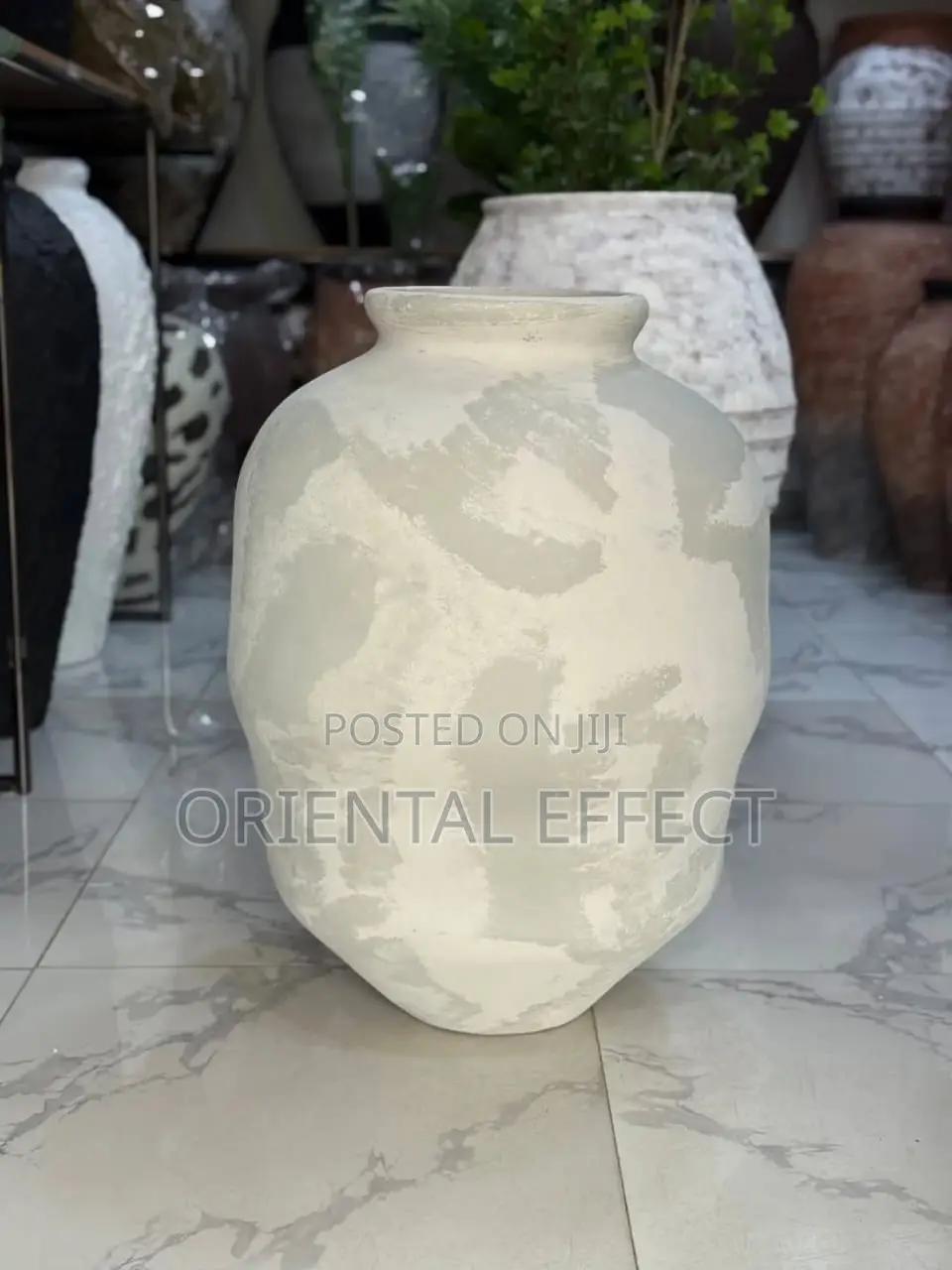 Hamlet Faded Planter (74cm) – Large Decorative Indoor Flower Pot