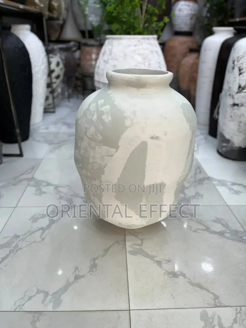 Hamlet Faded Planter (74cm) – Large Decorative Indoor Flower Pot