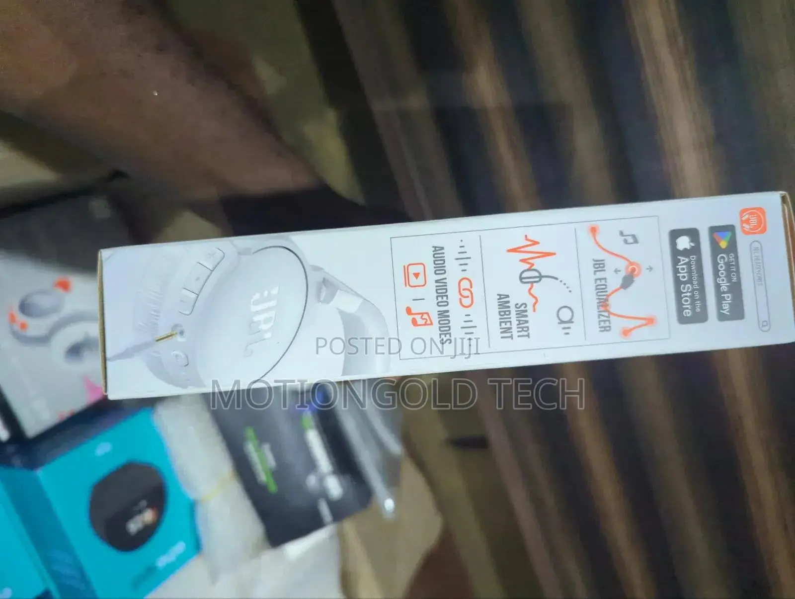 JBL Tune 670 Nc Headset