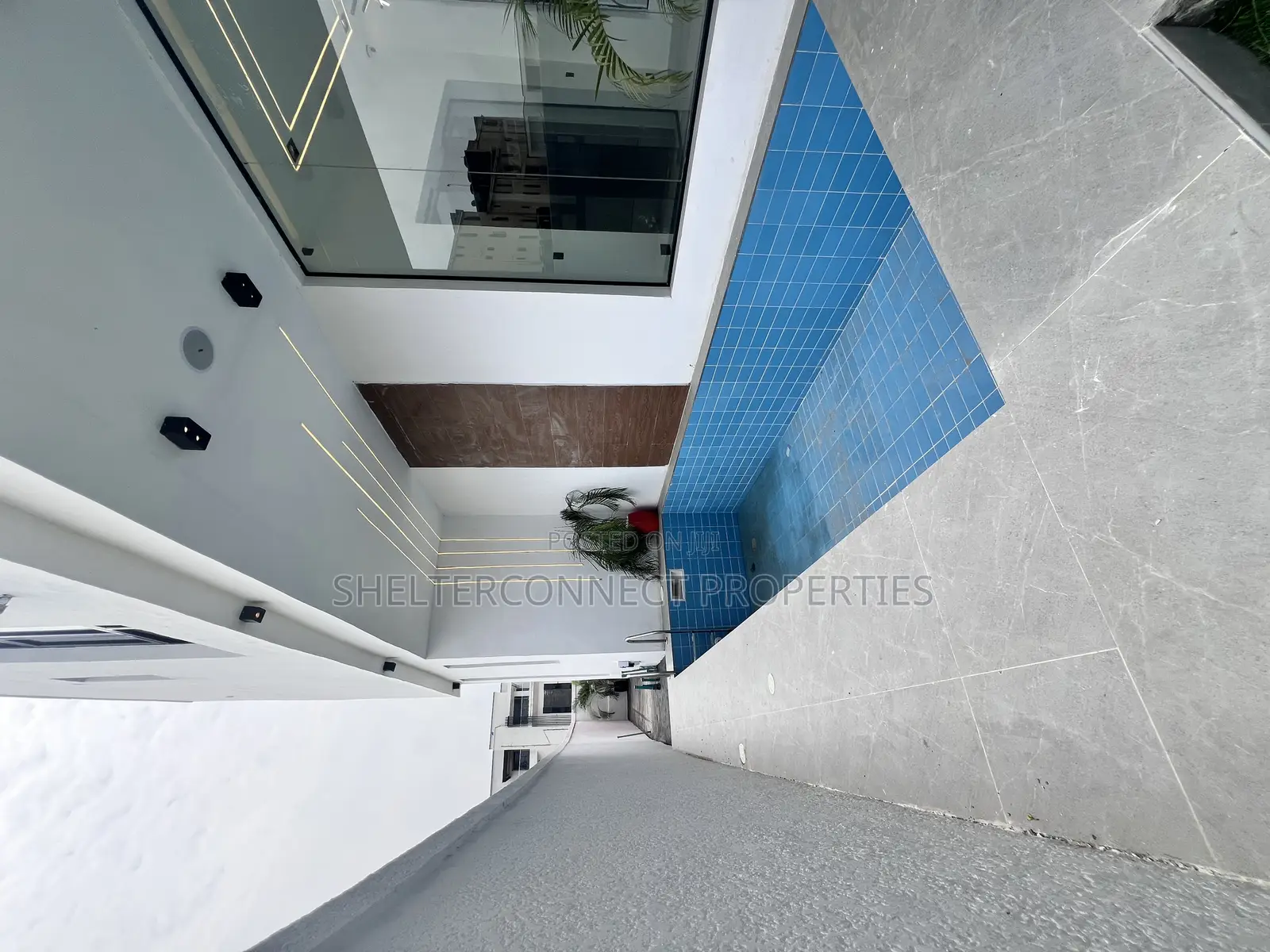 5bdrm Duplex in Ikota for sale