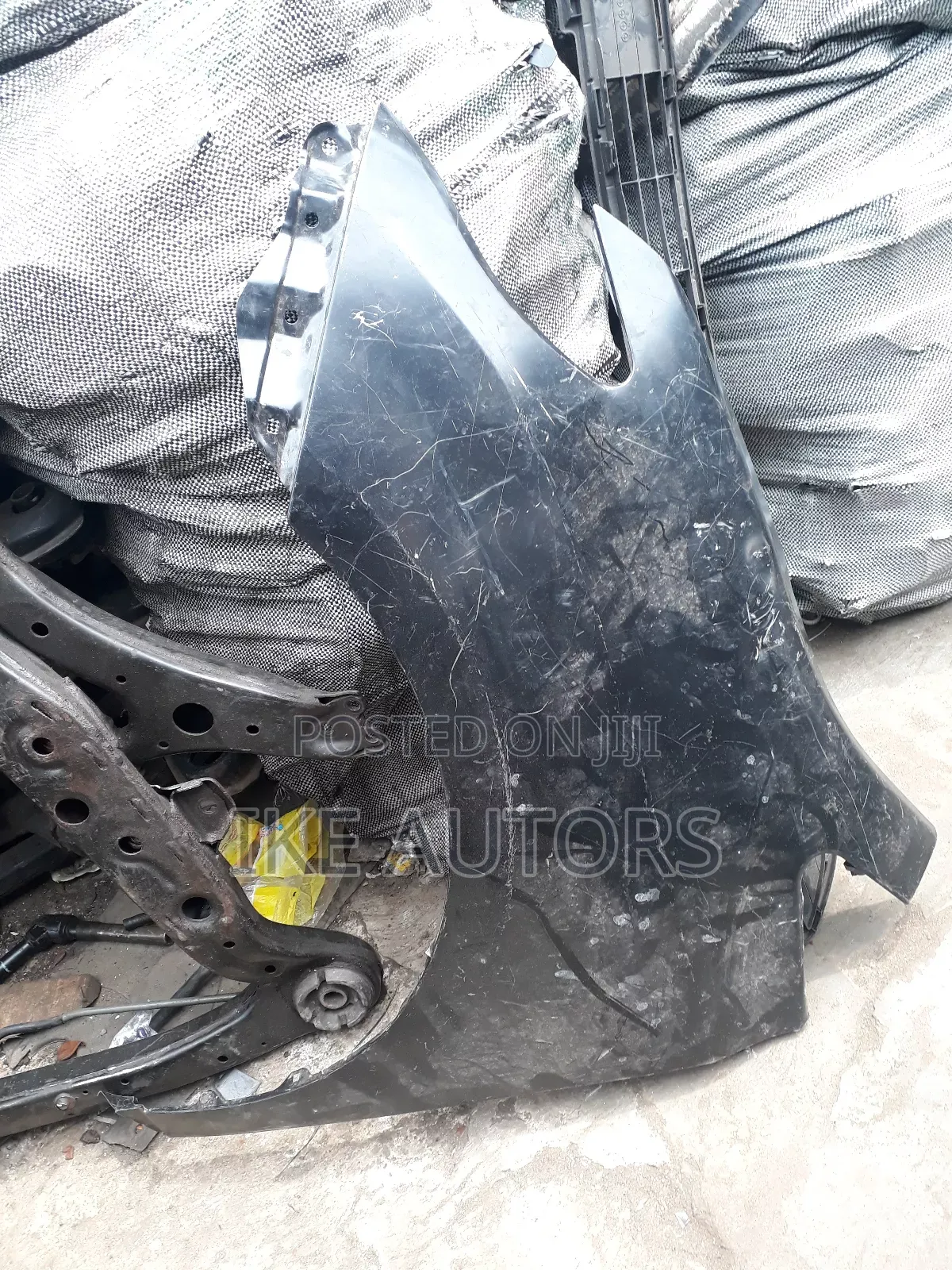 Left Fender Sienna 012 015