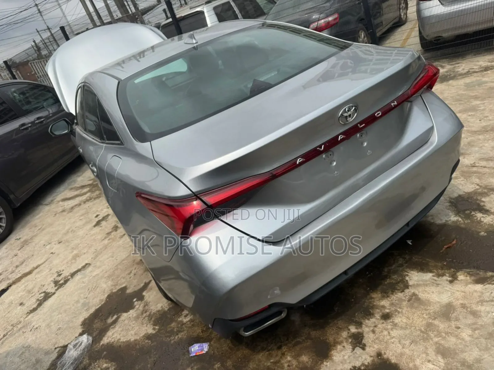 Toyota Avalon 2020 Silver