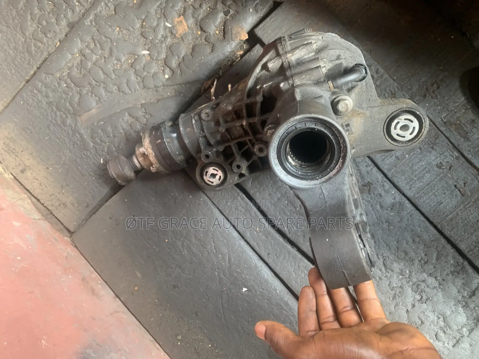Front Axle Jeep Cherokee