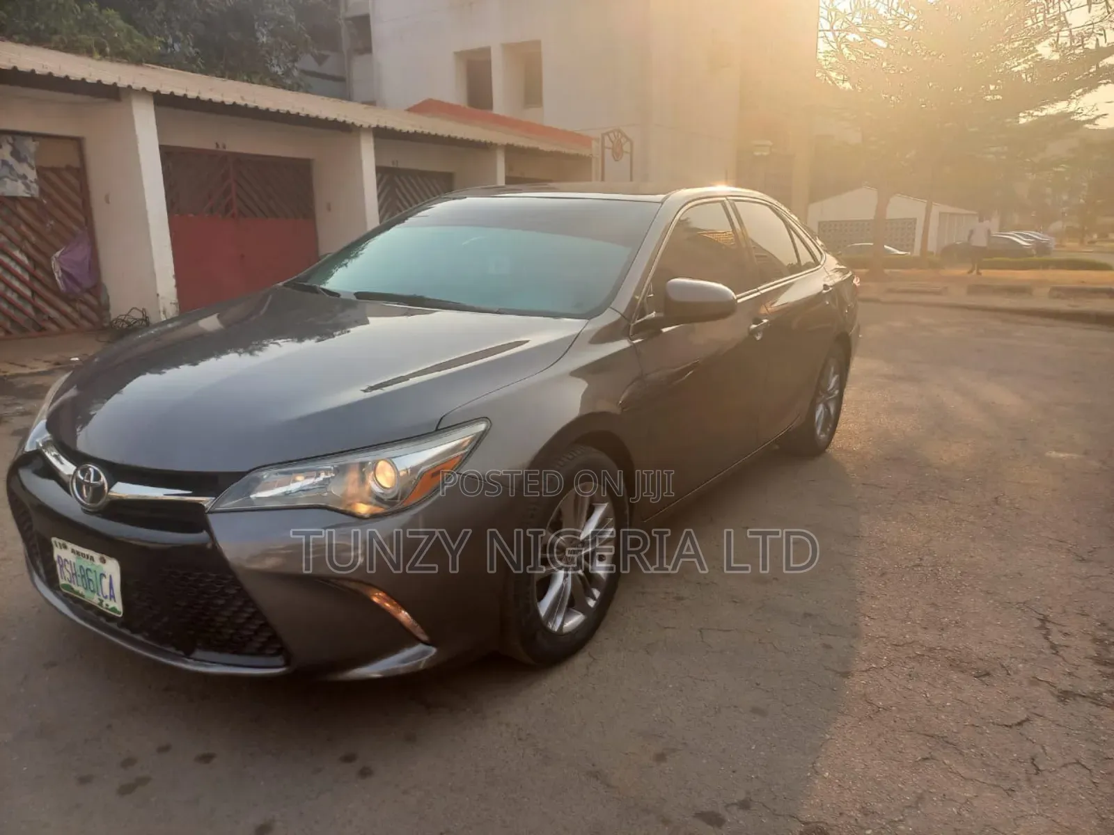 Toyota Camry 2017 Gray