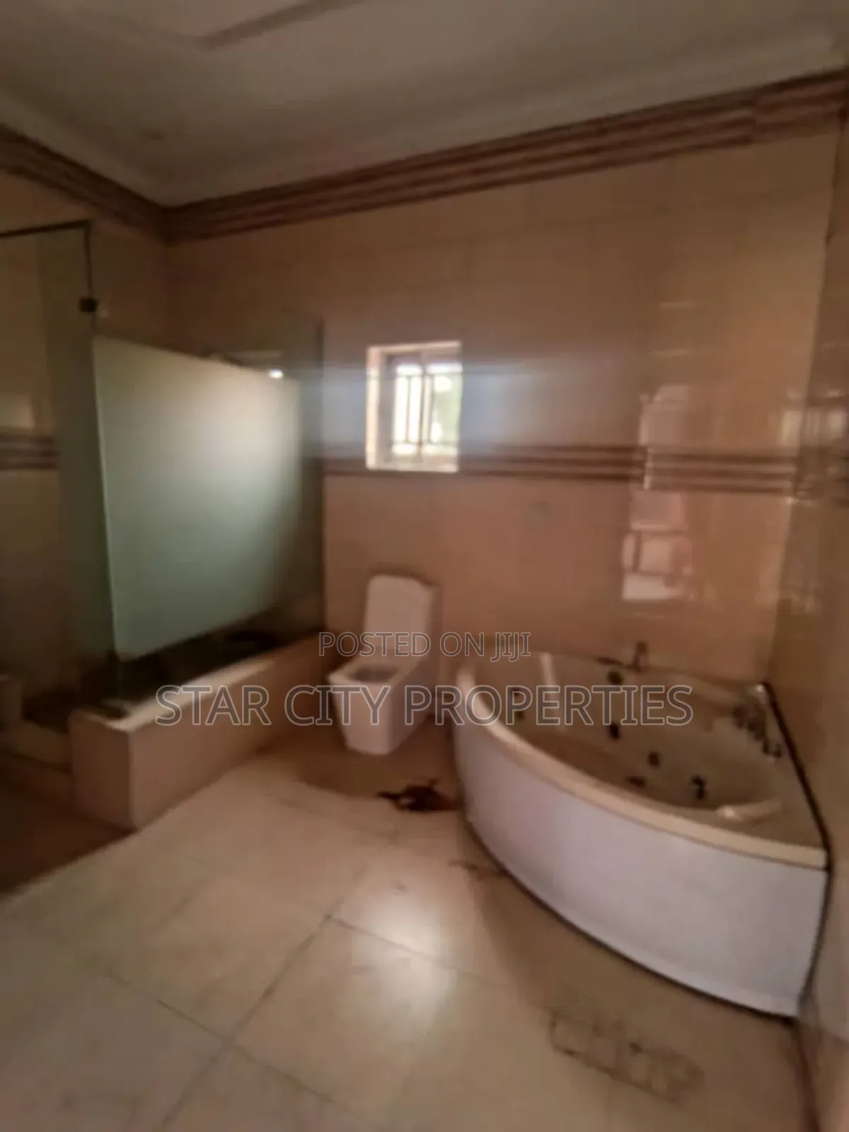 5bdrm Duplex in Magodo Phase 2 Gra for rent