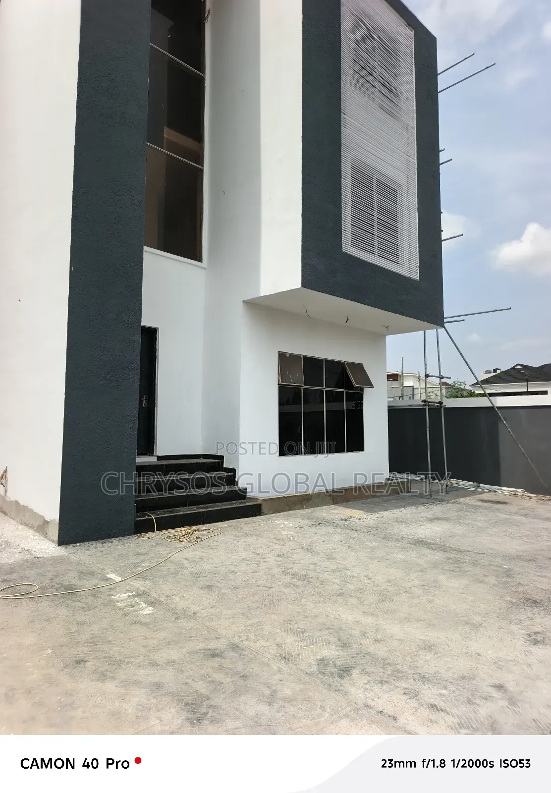4bdrm Duplex in Kolapo Ishola Gra for sale