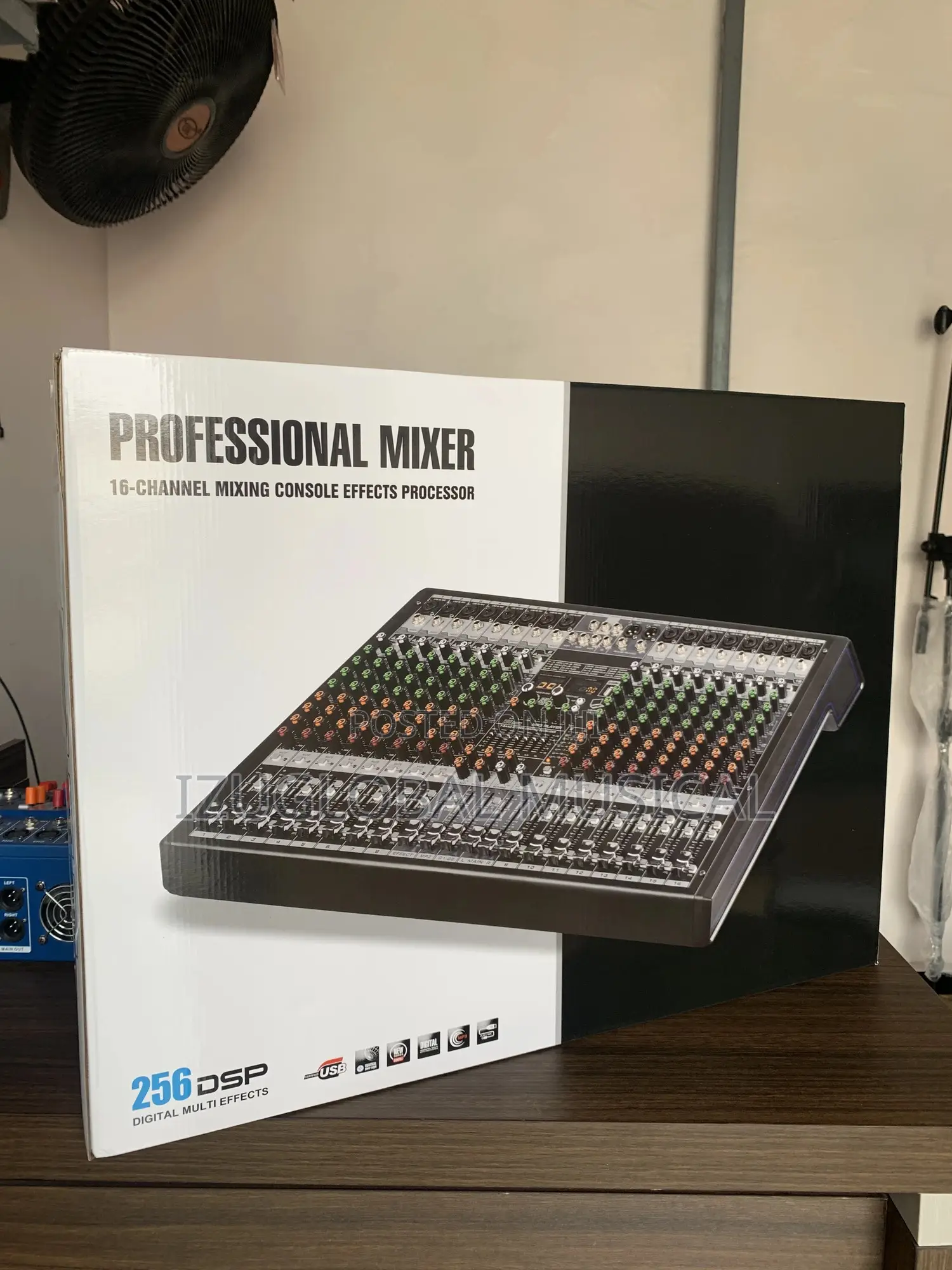 Yamaha 16 Channel Professional Mixer Console Effects Processor