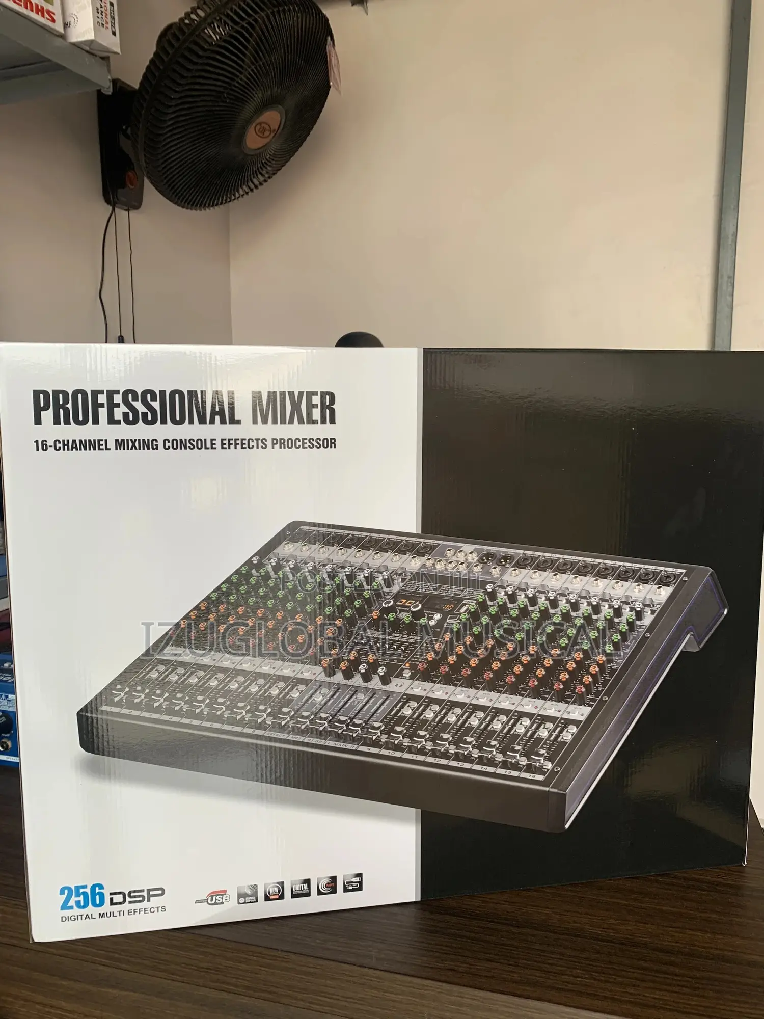 Yamaha 16 Channel Professional Mixer Console Effects Processor