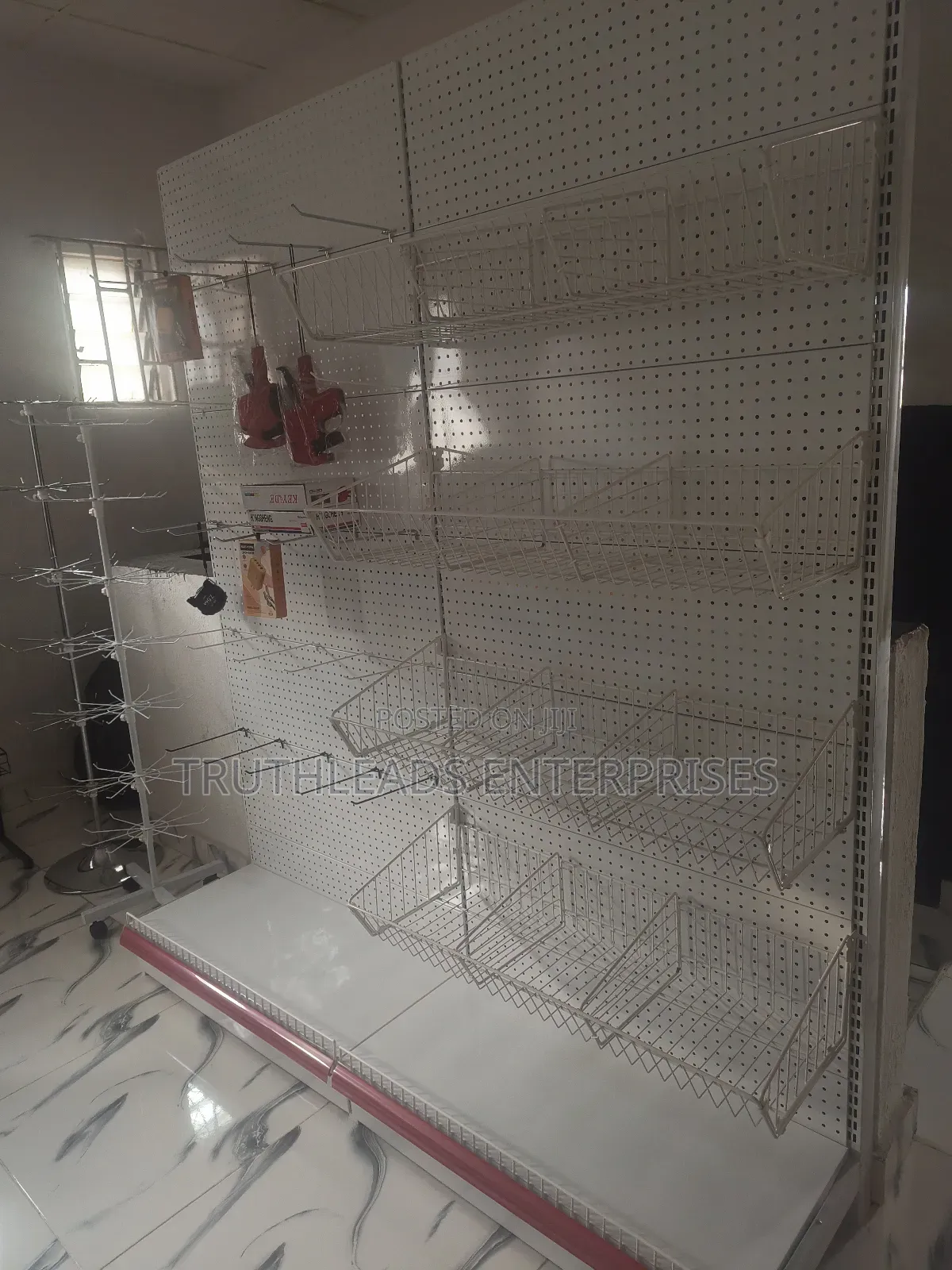 Metal Convenience Display Shelve With Wire Mesh Baskets/Dividers