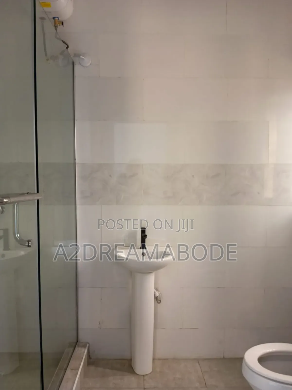 4bdrm Duplex in Magodo Phase 1 for rent