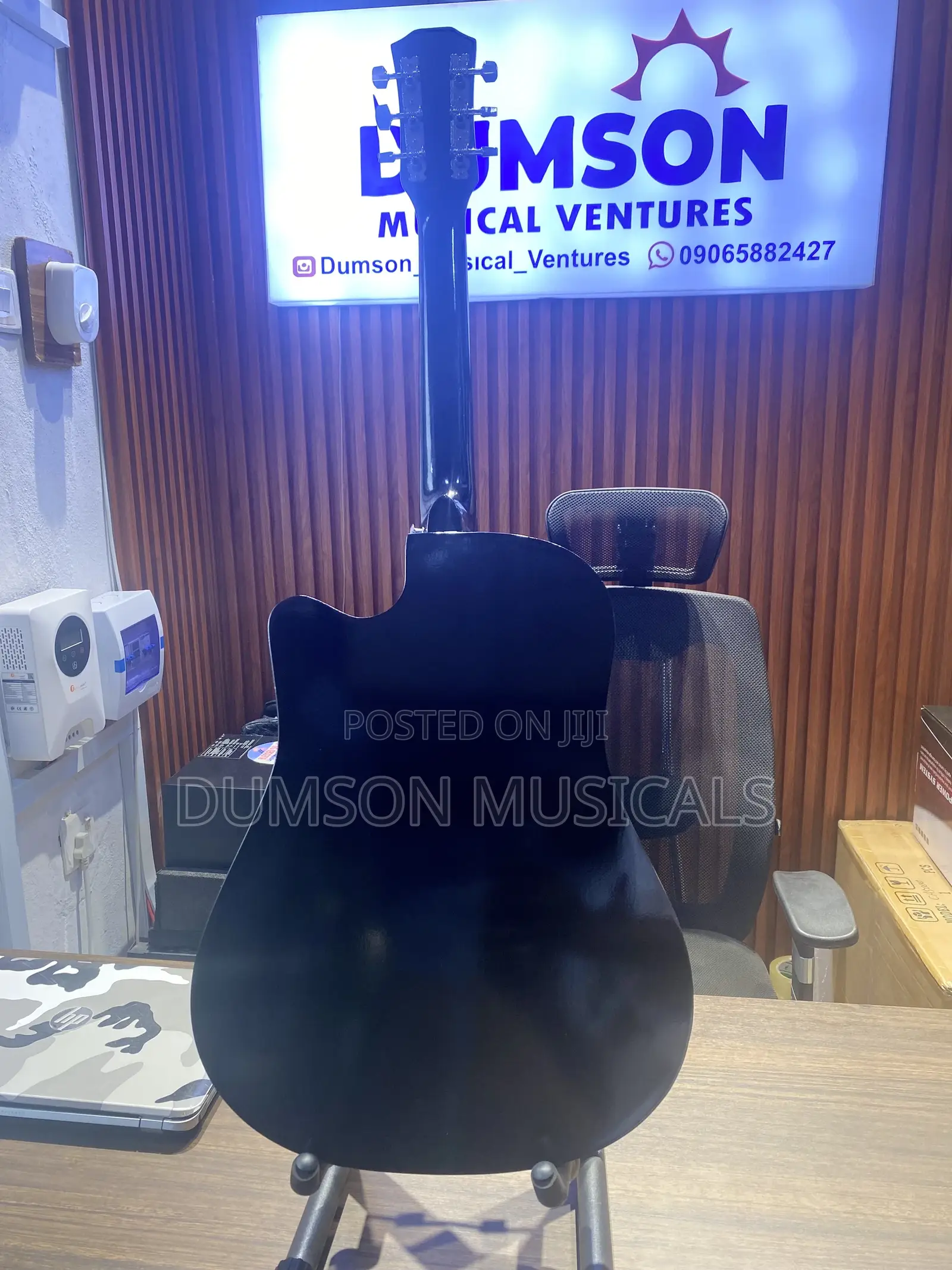 Acoustic Guitar Black Elastic Sound