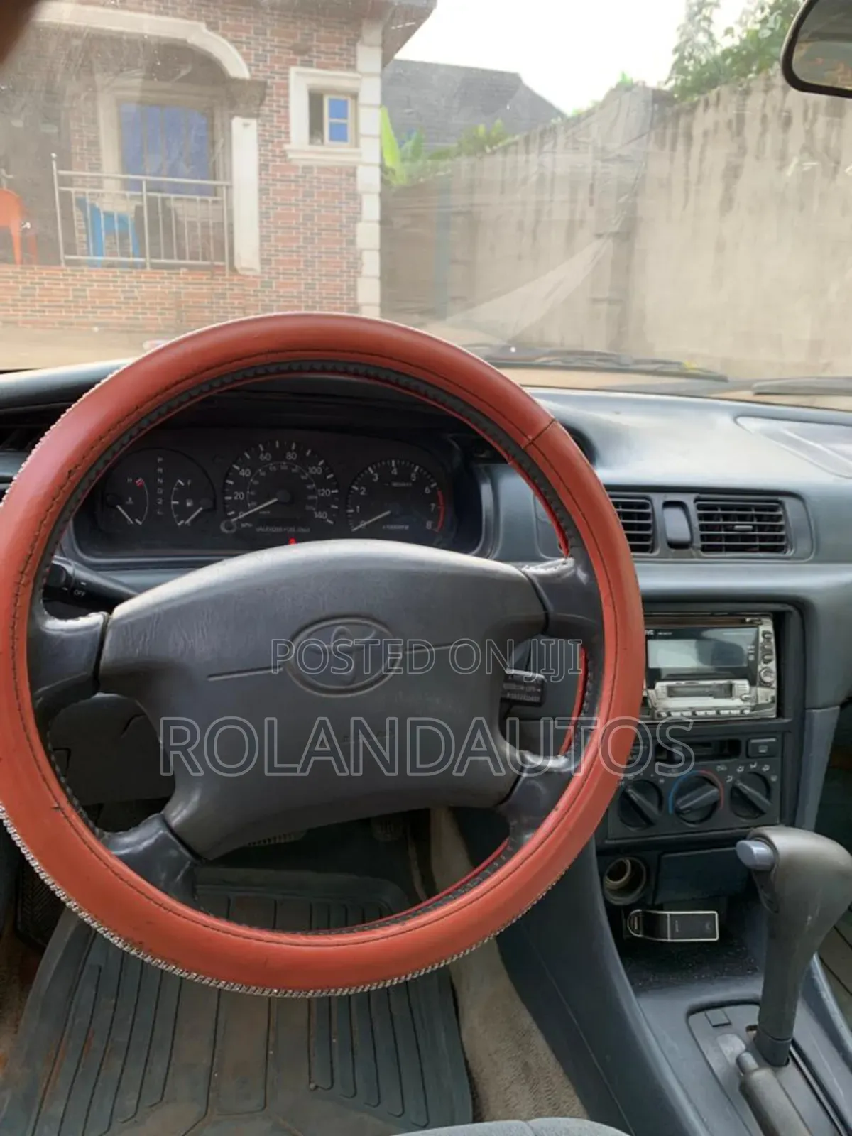 Toyota Camry LE 4dr Sedan (2.2L 4cyl 4A) 2000 Gray