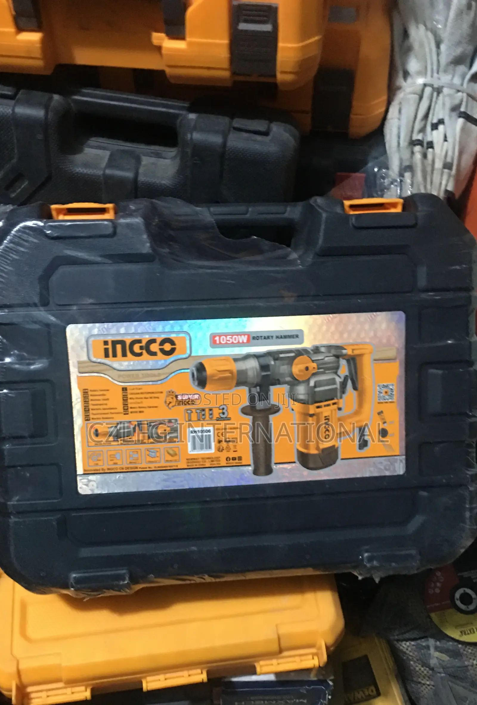 1050watts, 28mm, Ingco Rotary Hammer Drill