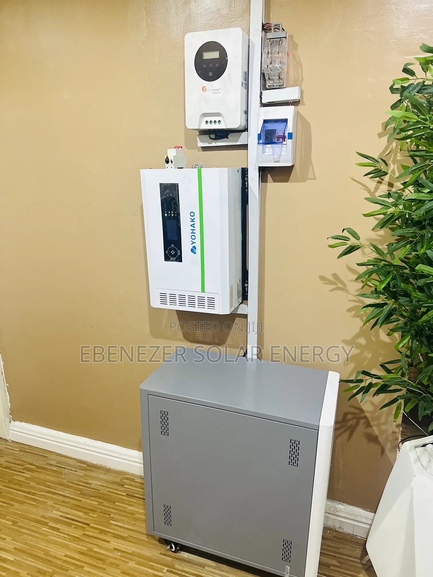 15kwh Cworth Battery Full Package 7.5kva Inverter/ 12pics 600w Panels