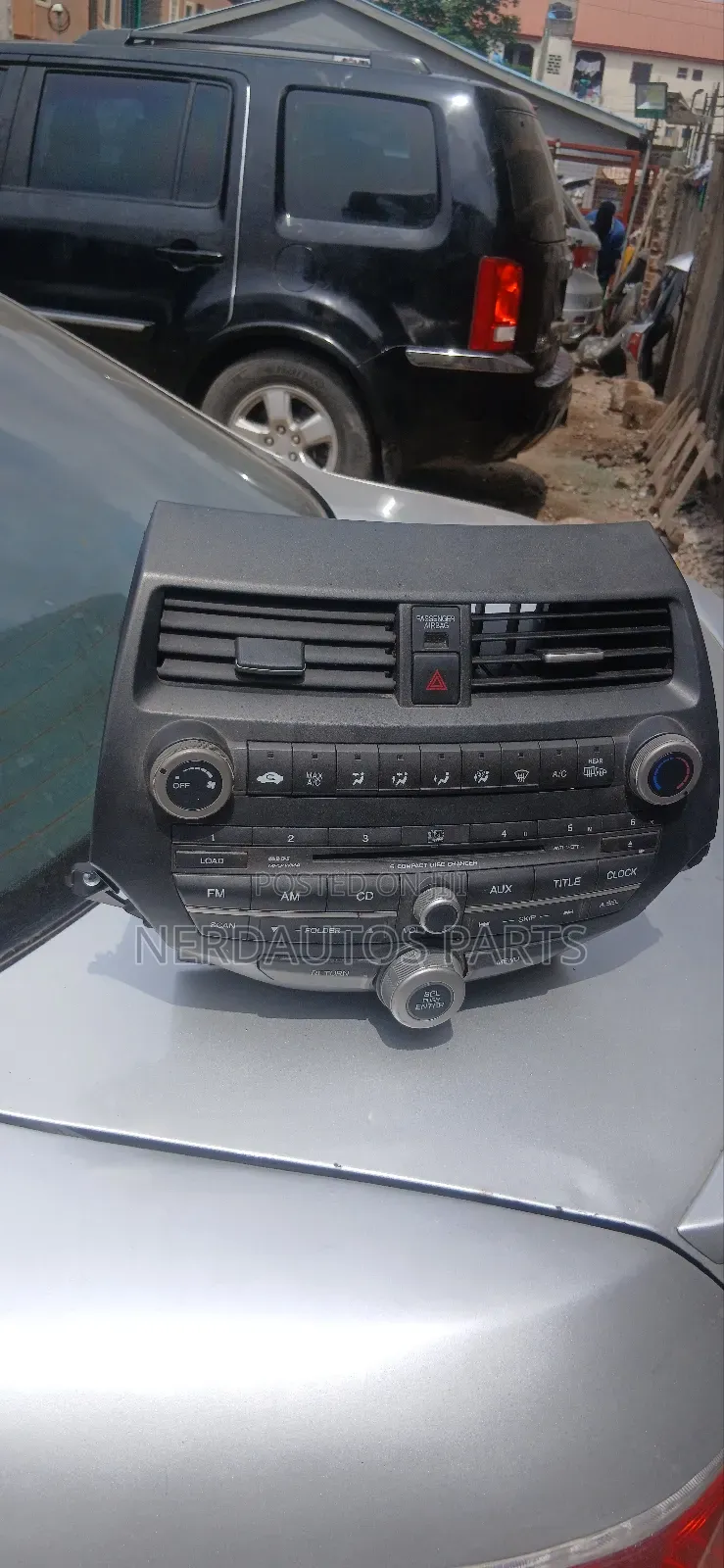 Radio Honda Accord 2008_2012 6 Loader