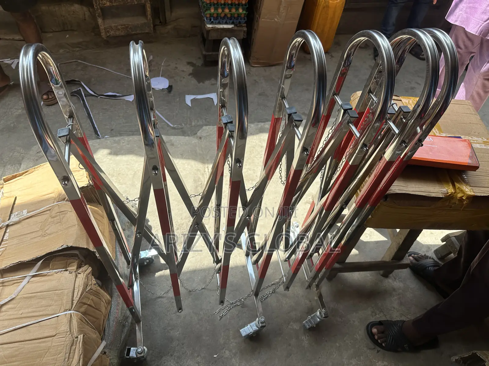 Extended Barrier, Stainless