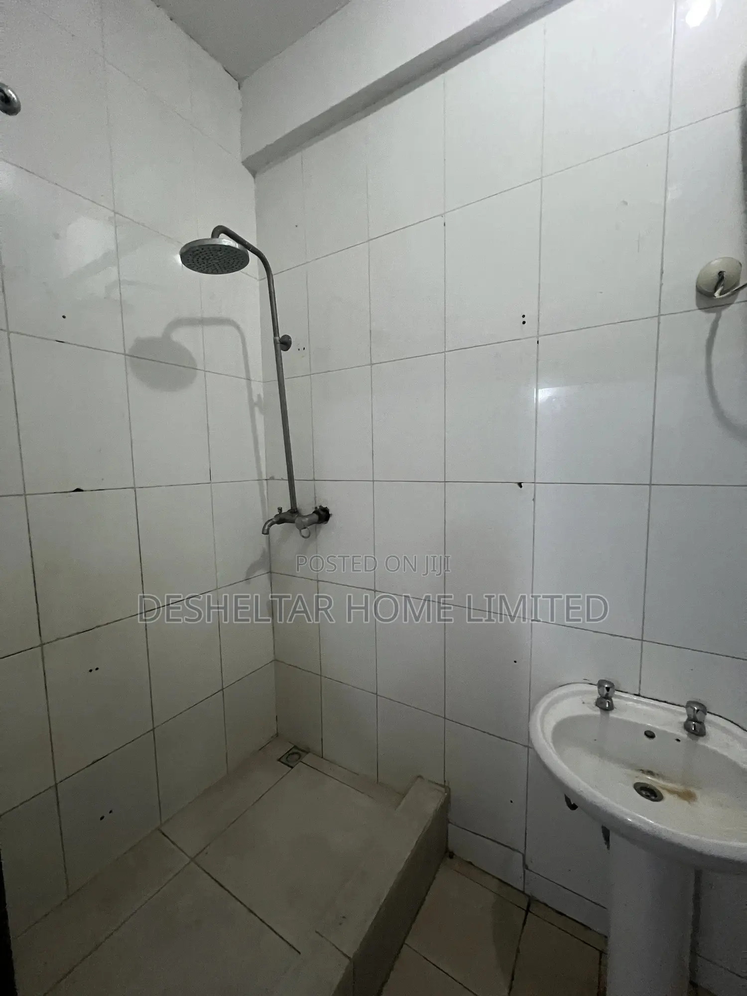 1bdrm Shared Apartment in Tpdc Building, Chevron for rent
