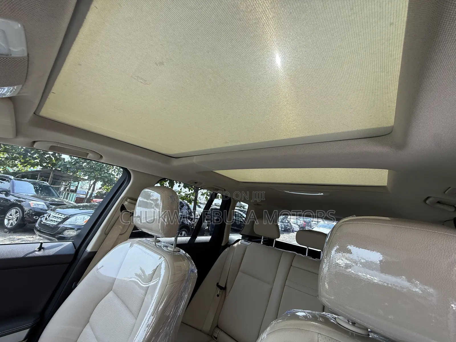 Mercedes-Benz GLK-Class Base GLK 350 4dr AWD 4MATIC (3.5L 6cyl 7A) 2015