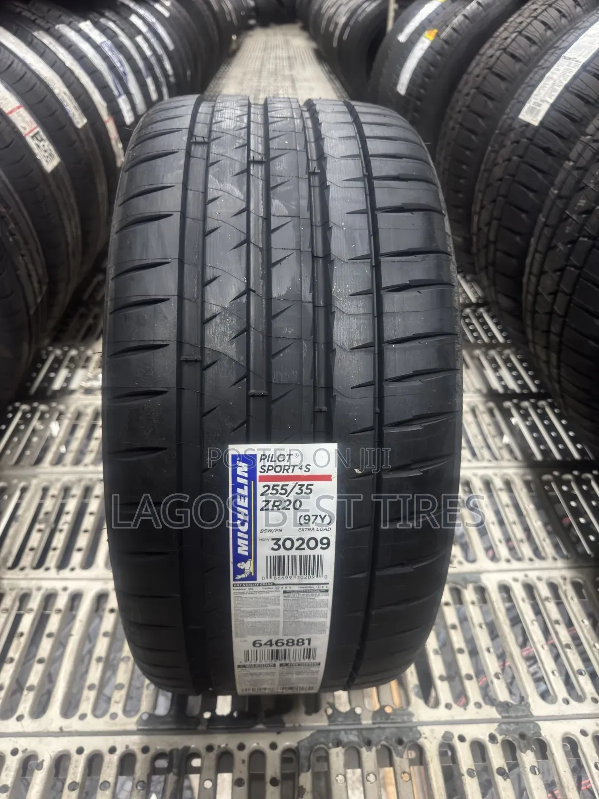 Premium Michelin High-Performance( 255 35 20 )With 18months Warranty