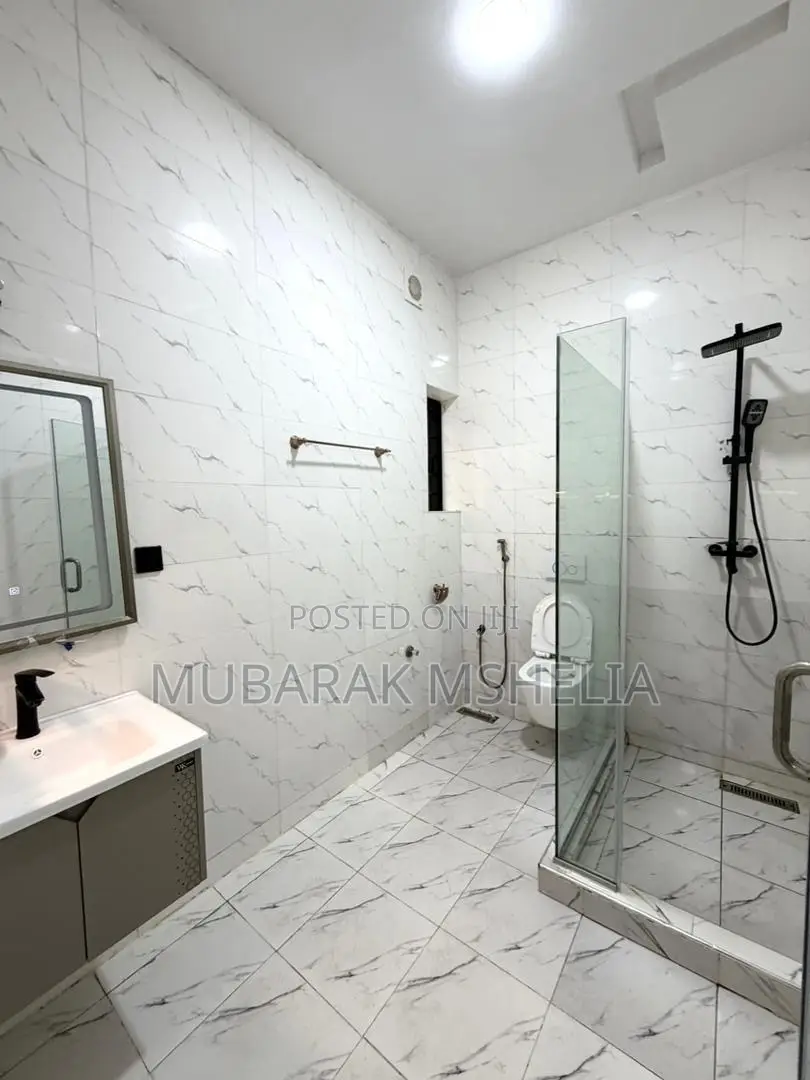 5bdrm Duplex in Wuye for sale
