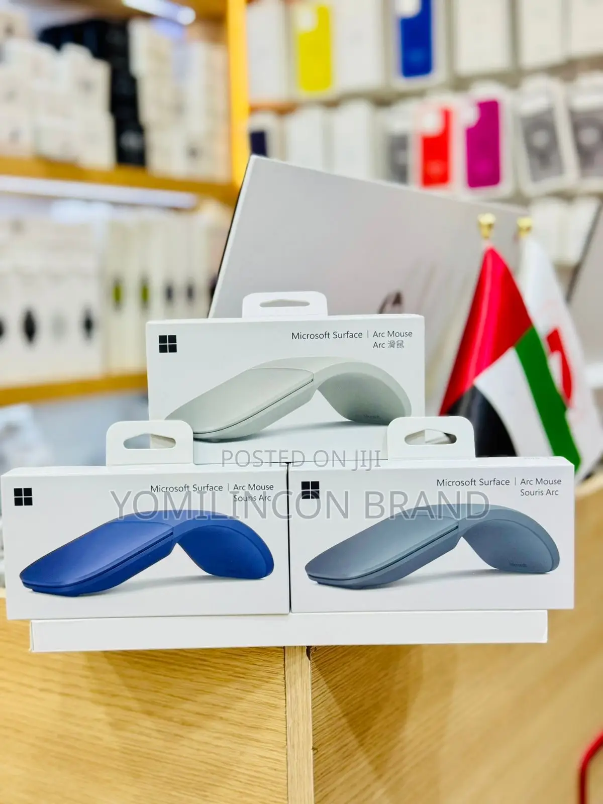 Microsoft Arc Mouse - Black. Sleek,Ergonomic Design