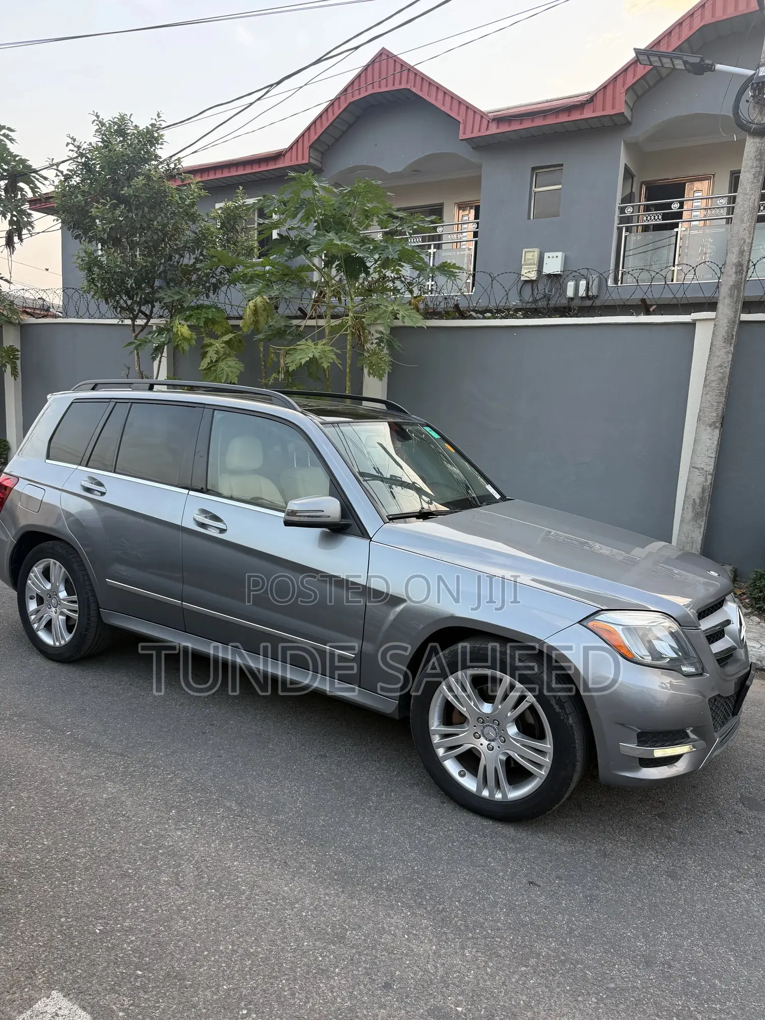 Mercedes-Benz GLK-Class Base GLK 350 4dr AWD 4MATIC (3.5L 6cyl 7A) 2015
