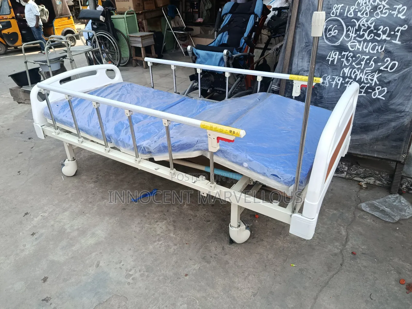 2 Crank With Mattress Bed