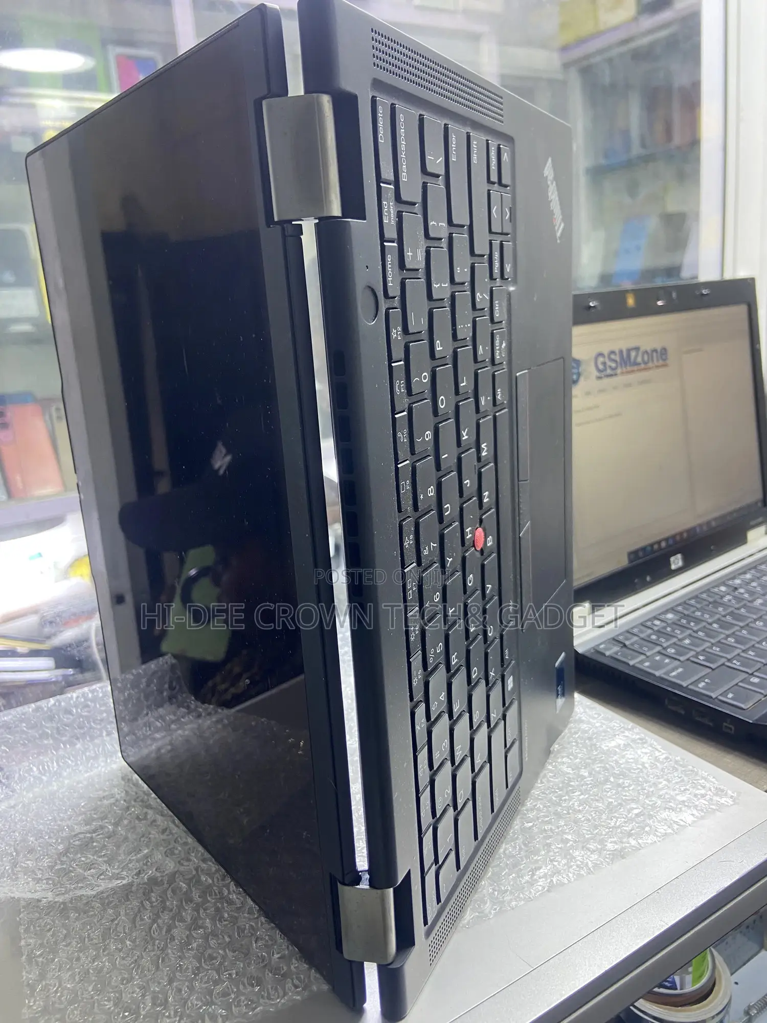Laptop Lenovo Thinkpad X13 Yoga 16GB Intel Core I7 SSD 512GB