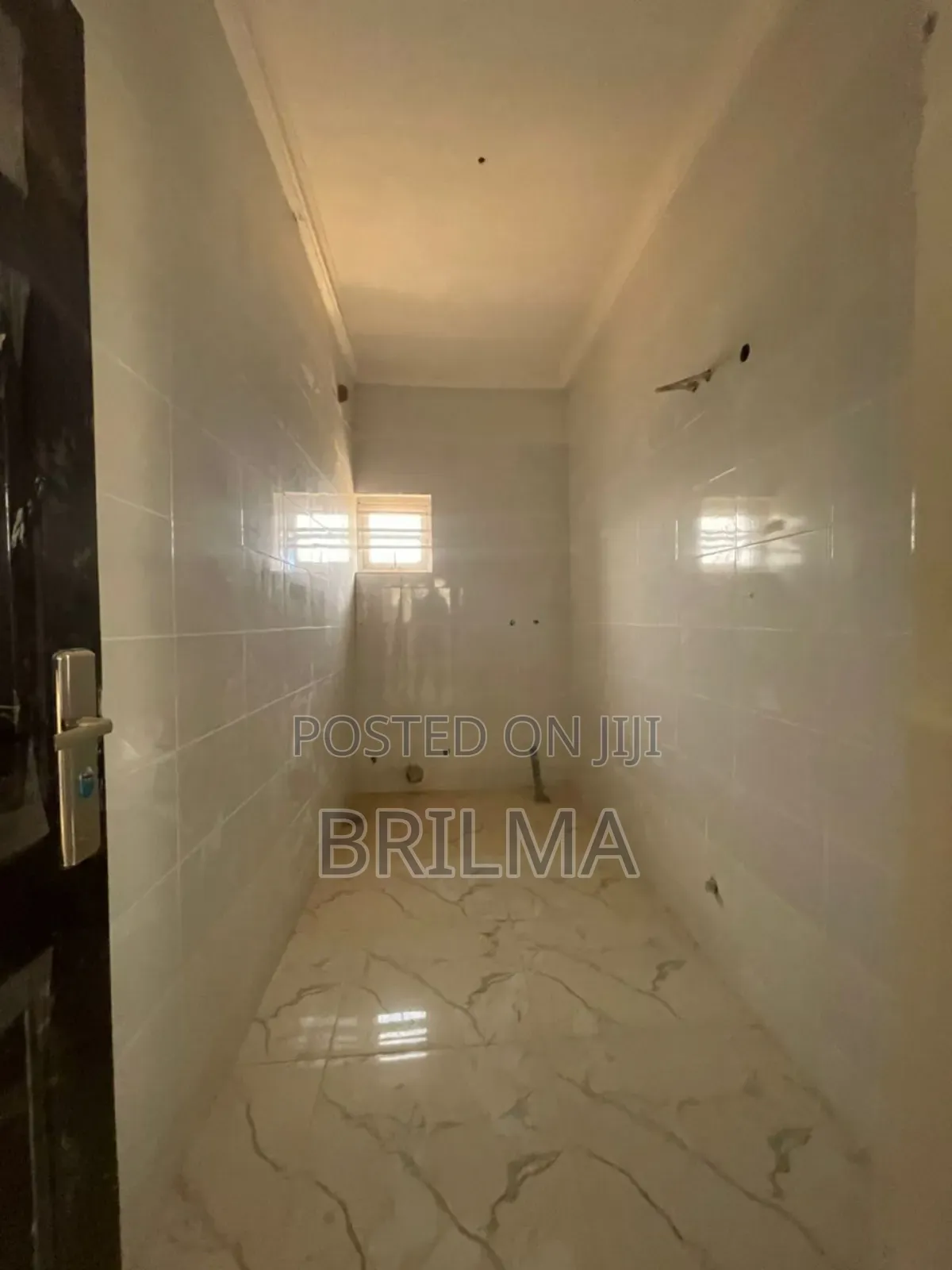 10units of 3/2/1 Bedrooms in Kaura