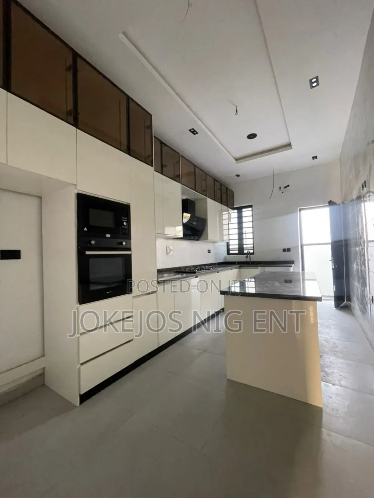 5bdrm Duplex in Ajah for sale