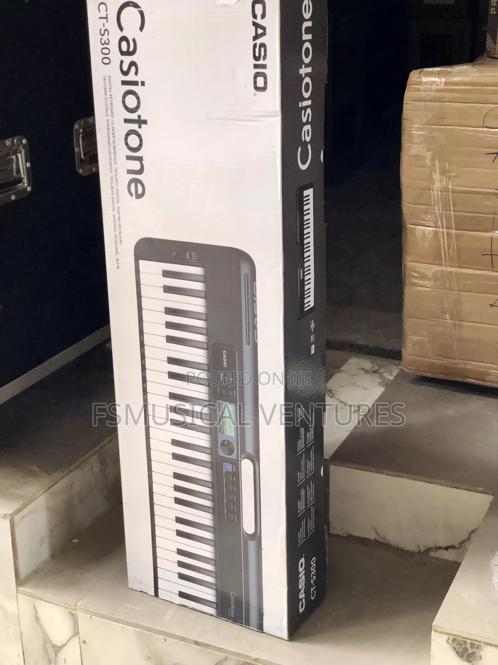 Casio Casiotone Ct-S300, 61-Key Portable Digital Keyboard