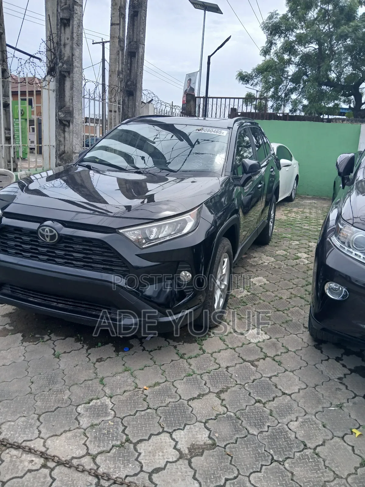 Toyota RAV4 XLE AWD 2019 Black