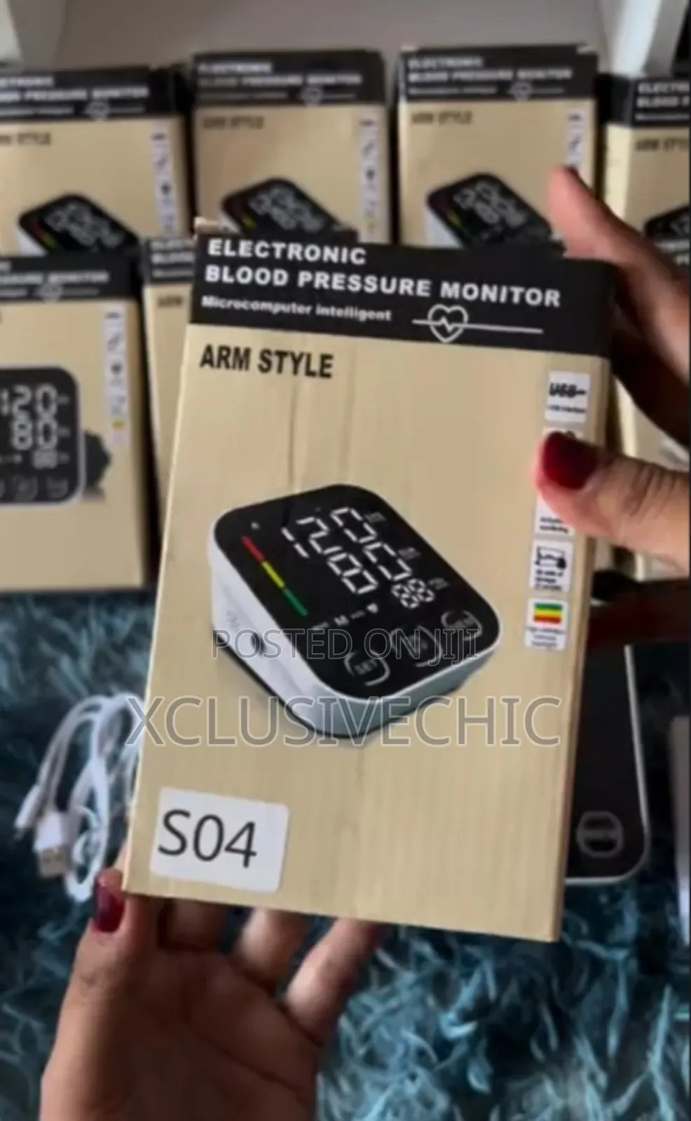 Rechargeable Led Light Intelligent Upper Arm Blood Pressure Monitor