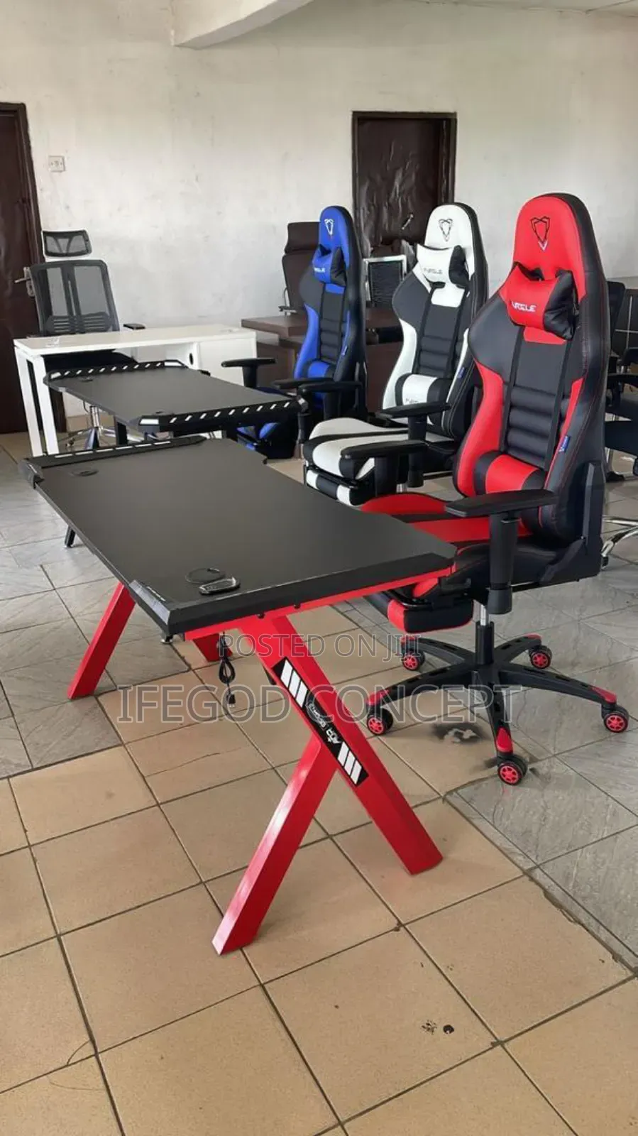 Gaming Table And Chair