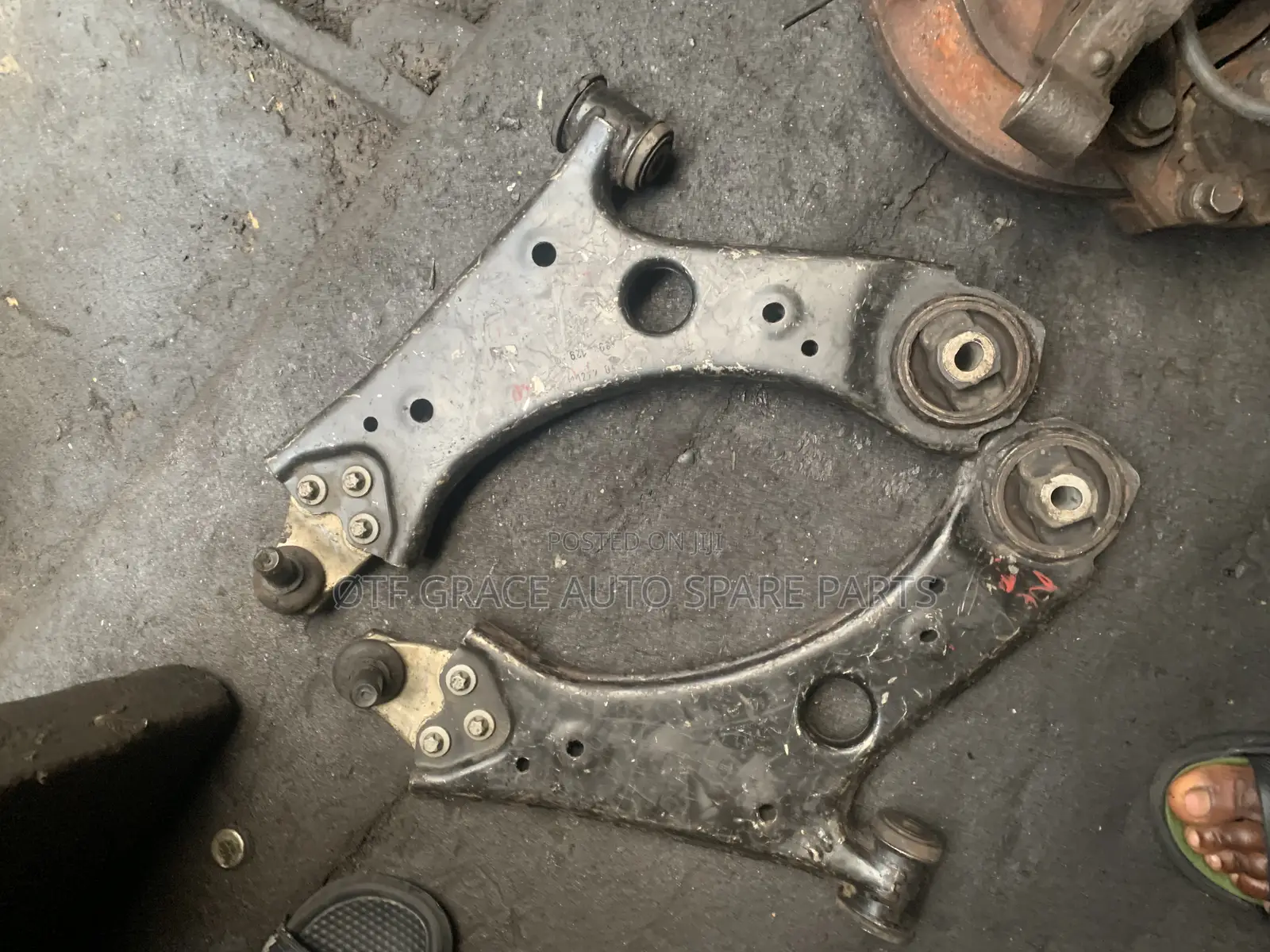 Lower Arm Jeep Compass