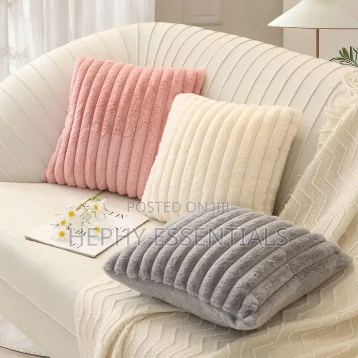 3 Pics of Fuffly Throw Pillows