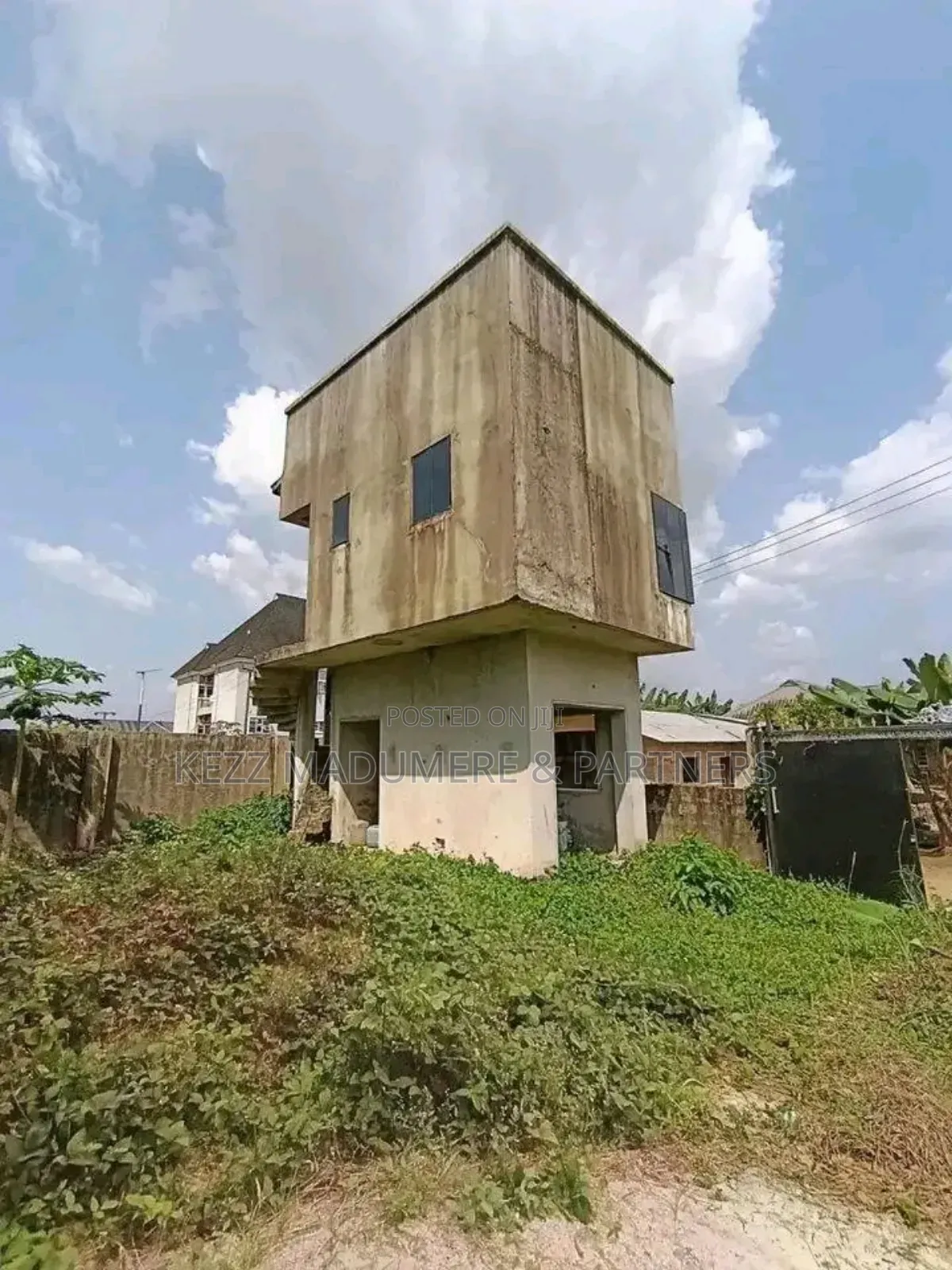 4bdrm Duplex in New Road, Ada George for sale