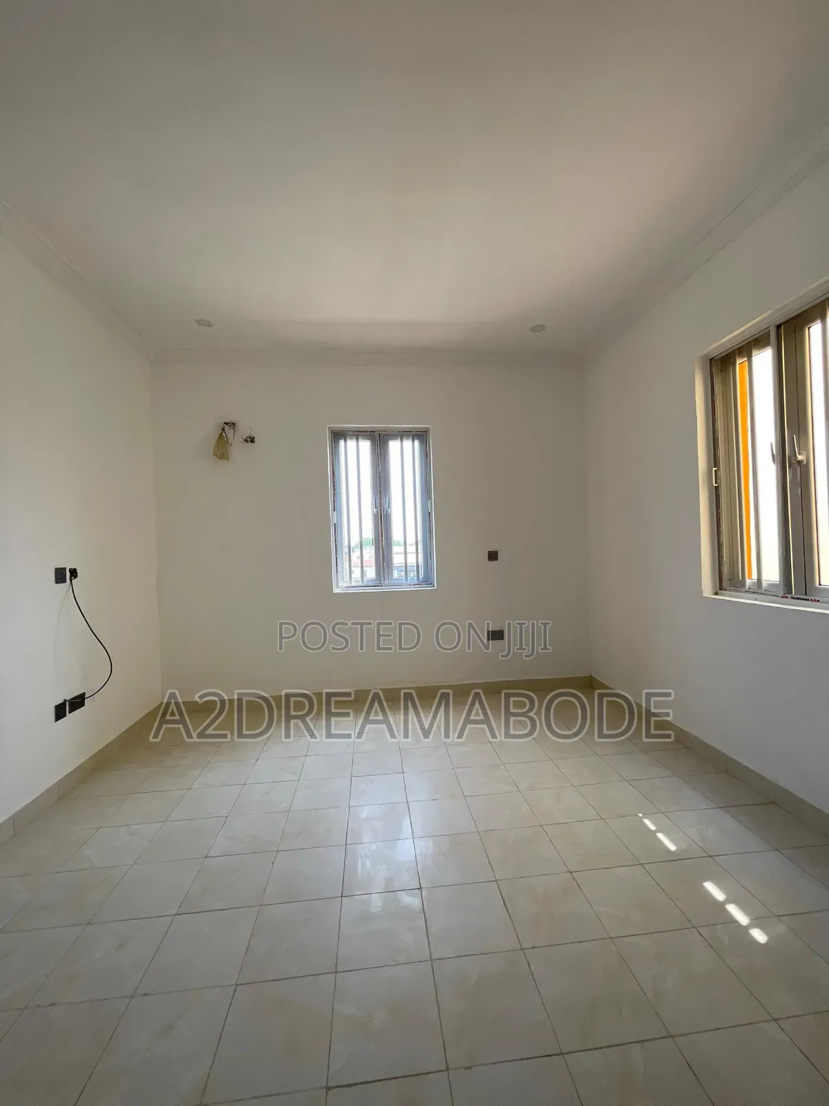 4bdrm Duplex in Yaba for sale
