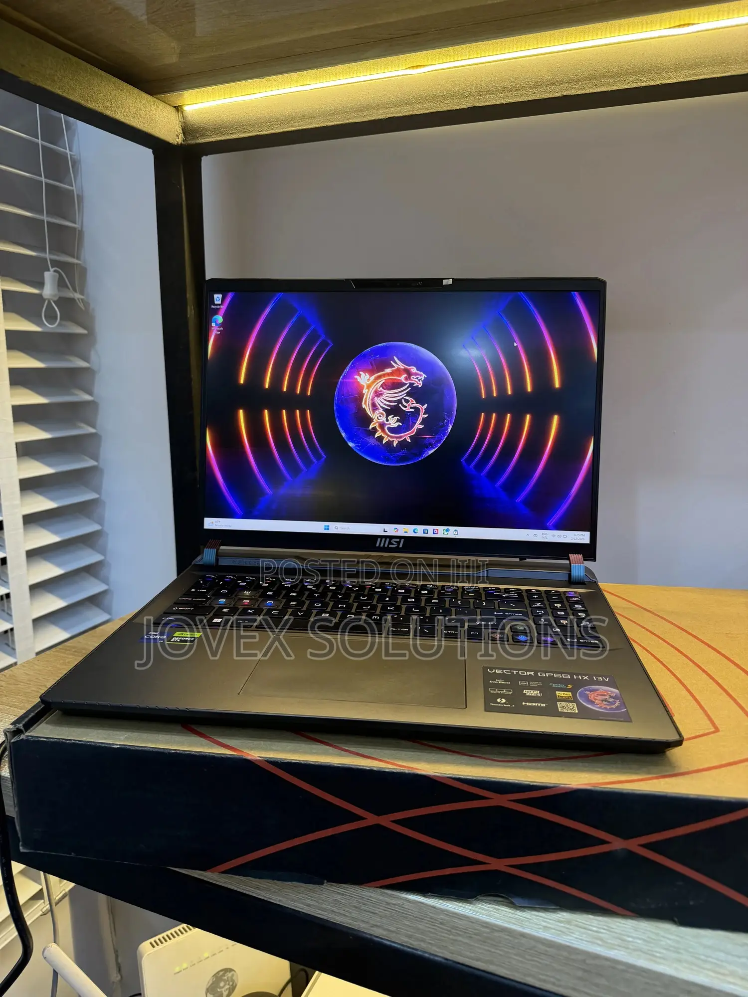 Laptop MSI Vector GP68 HX 13V 16GB Intel Core I9 SSD 1T