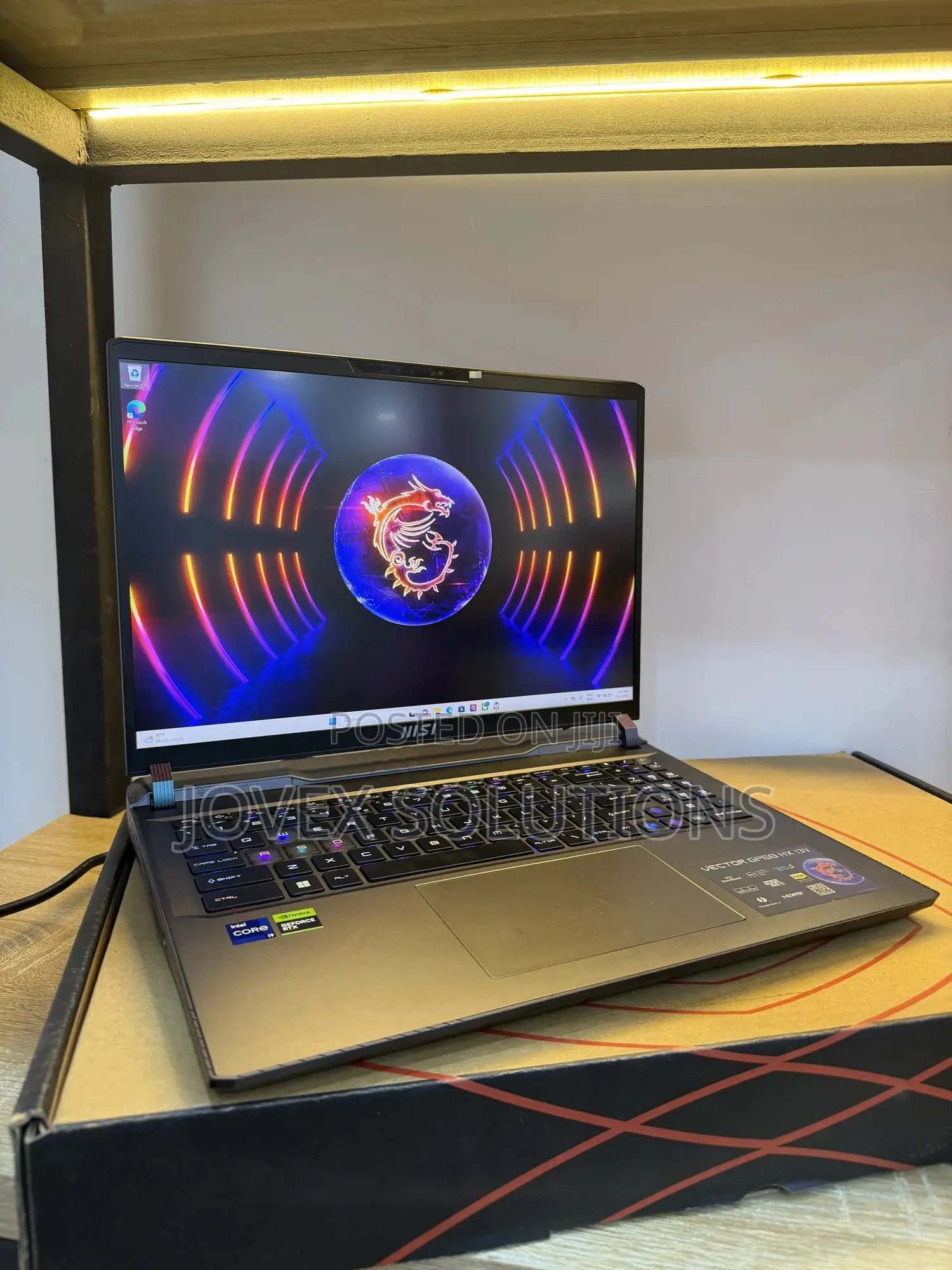 Laptop MSI Vector GP68 HX 13V 16GB Intel Core I9 SSD 1T